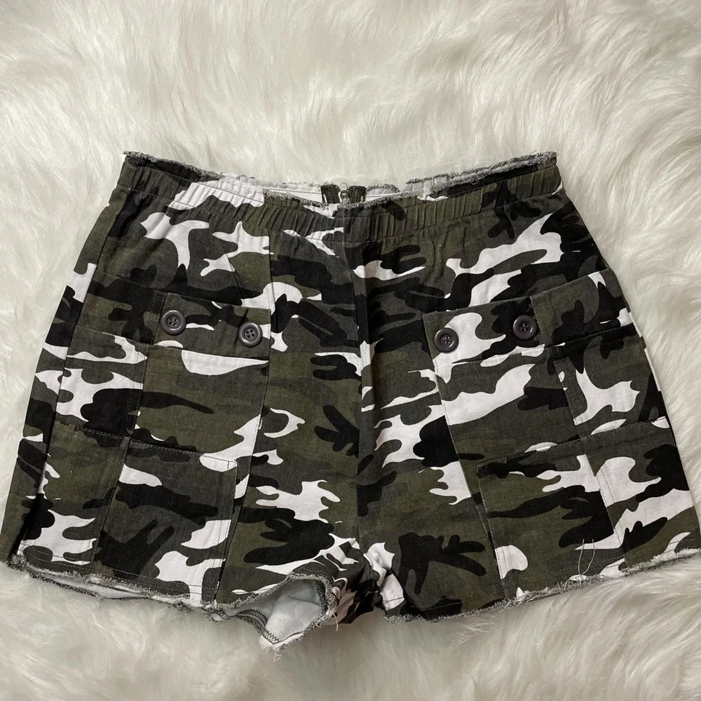 BETTER BE OLIVE/GREY CAMOUFLAGE SHORTS